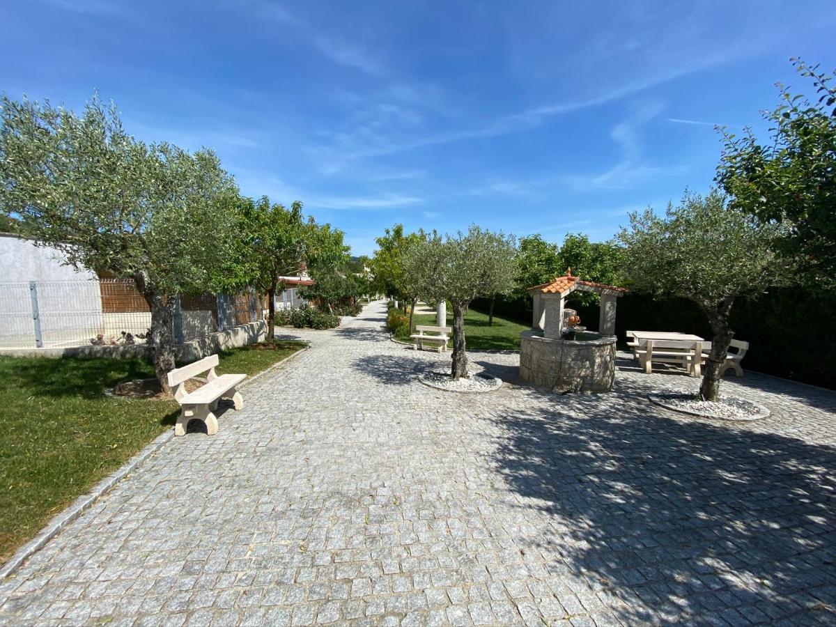 德萨布隆别墅公寓 Châtillon-sur-Marne 外观 照片