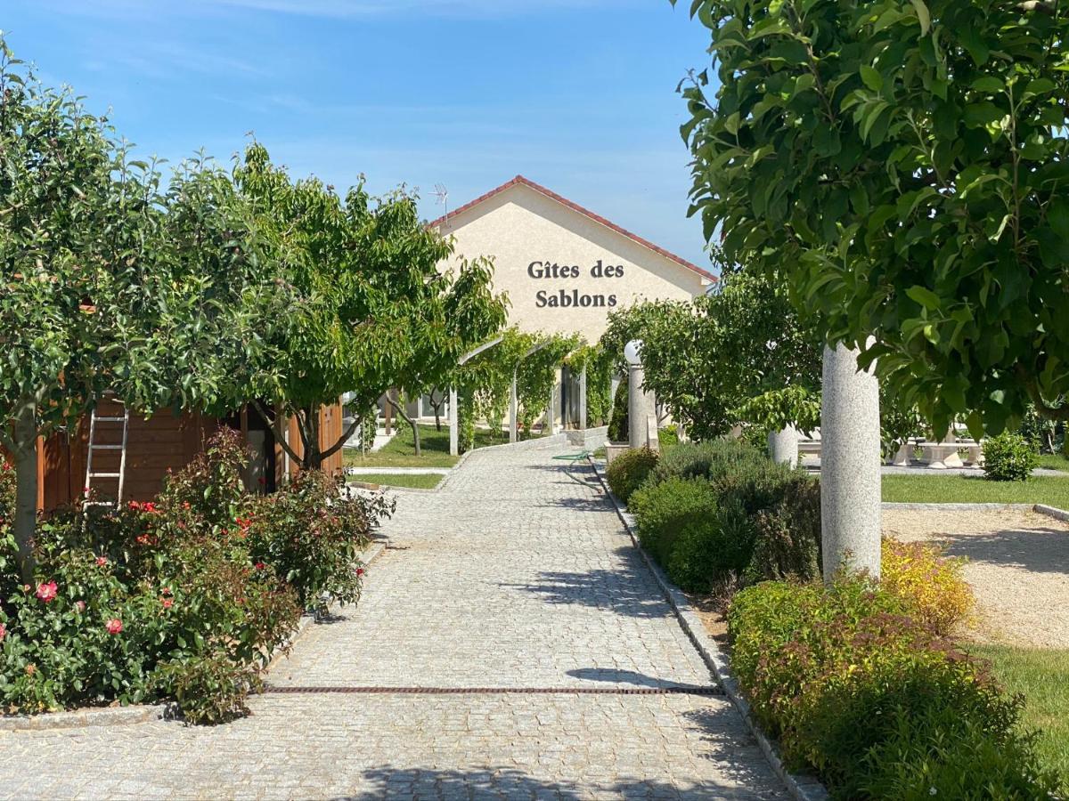 德萨布隆别墅公寓 Châtillon-sur-Marne 外观 照片