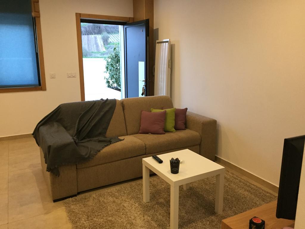 德萨布隆别墅公寓 Châtillon-sur-Marne 外观 照片