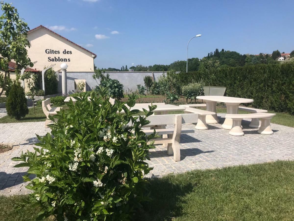 德萨布隆别墅公寓 Châtillon-sur-Marne 外观 照片